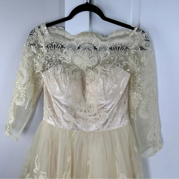 New ModCloth Chi Chi London Champagne Lace Dress Size 4 NWT Vintage‎ Inspired - Picture 9 of 14